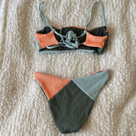 Reef Colorblock Bikini Set - Picture 2 of 3